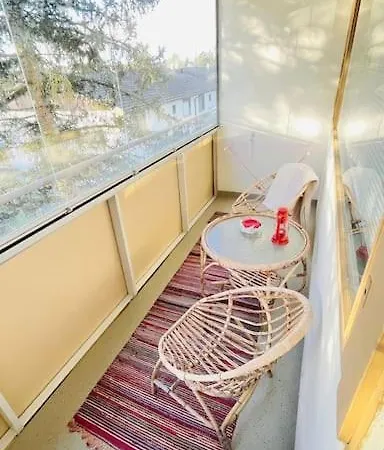 Apartment Cozy Getaway By Sujukoto - In The Heart Of